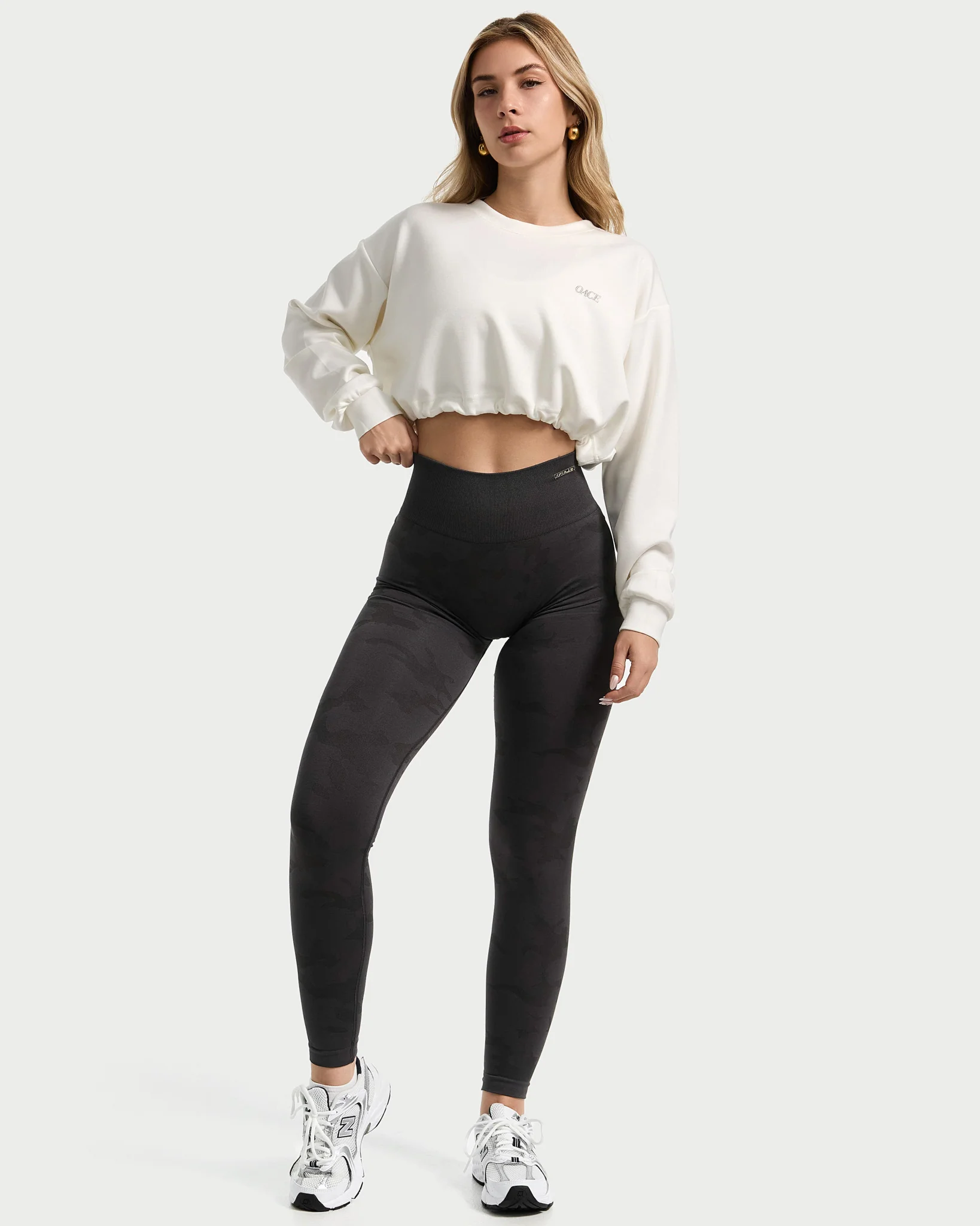 Adjustable Cropped Sweater - Image 10