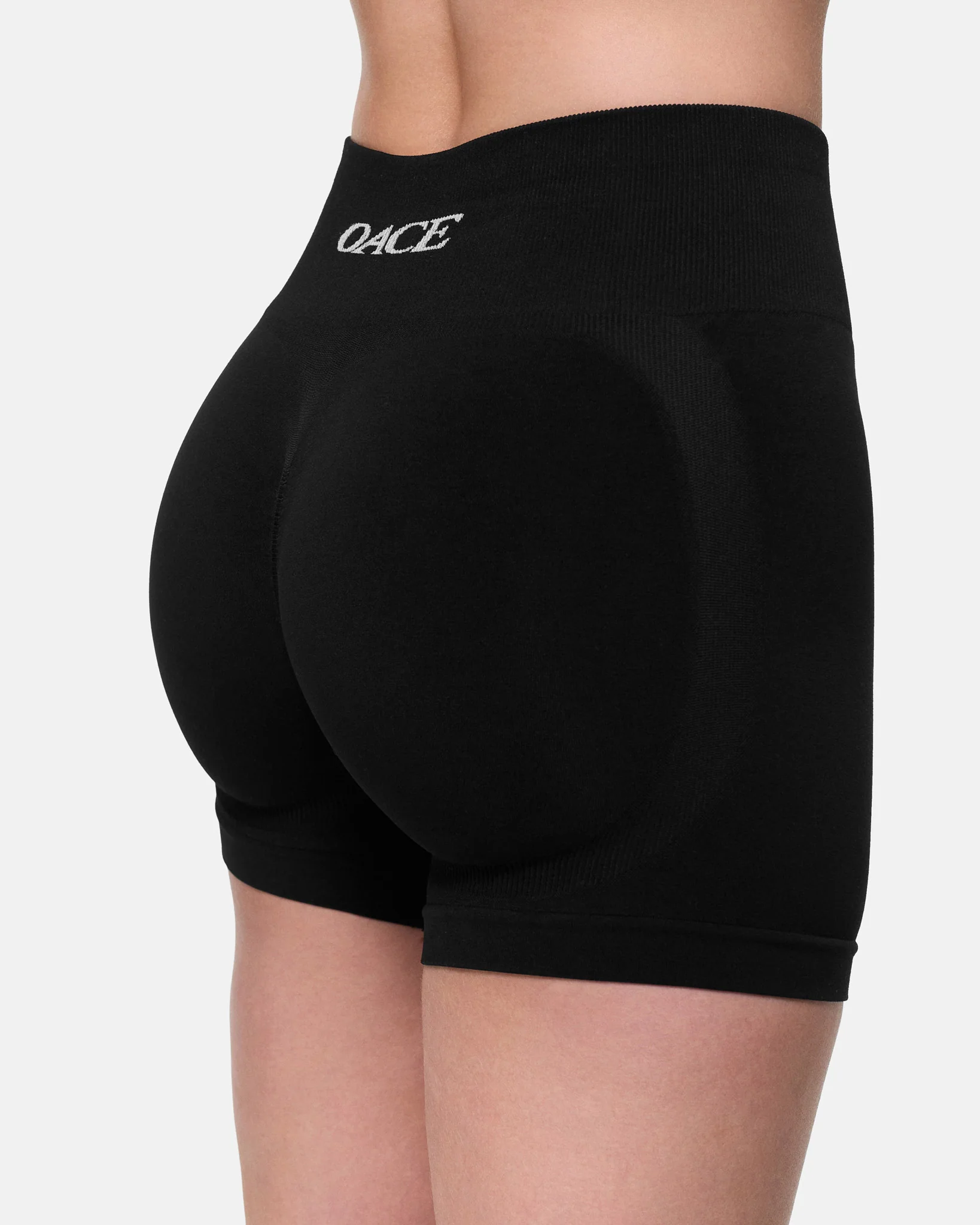 Appearance Contour Seamless Shorts - Image 11