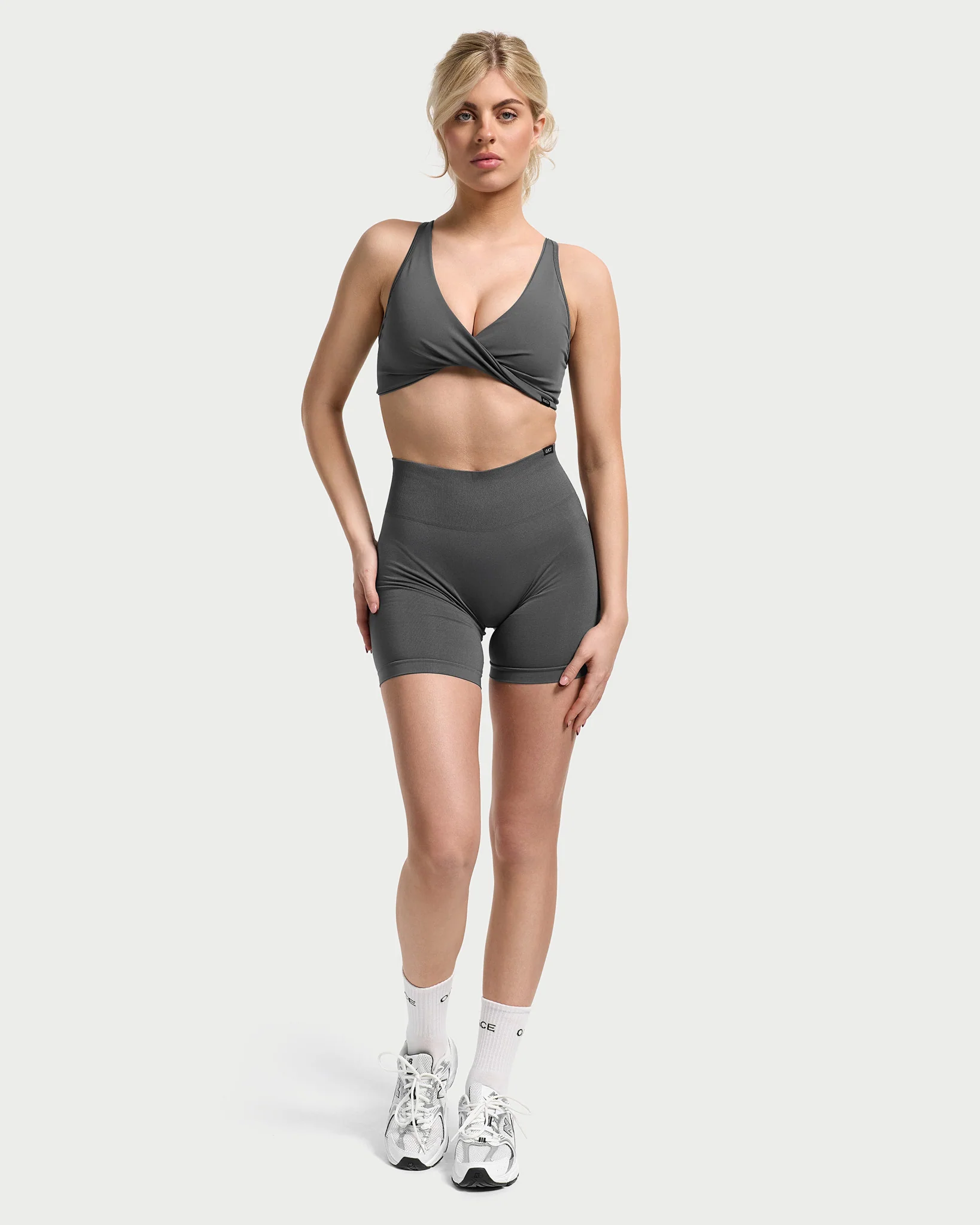 Appearance Contour Seamless Shorts - Image 25