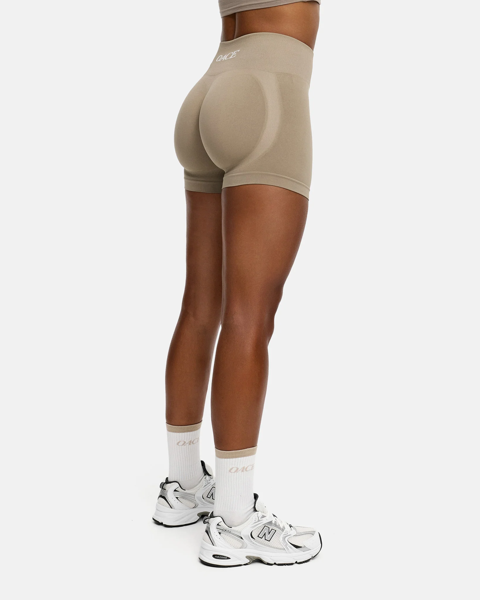 Appearance Contour Seamless Shorts - Image 47