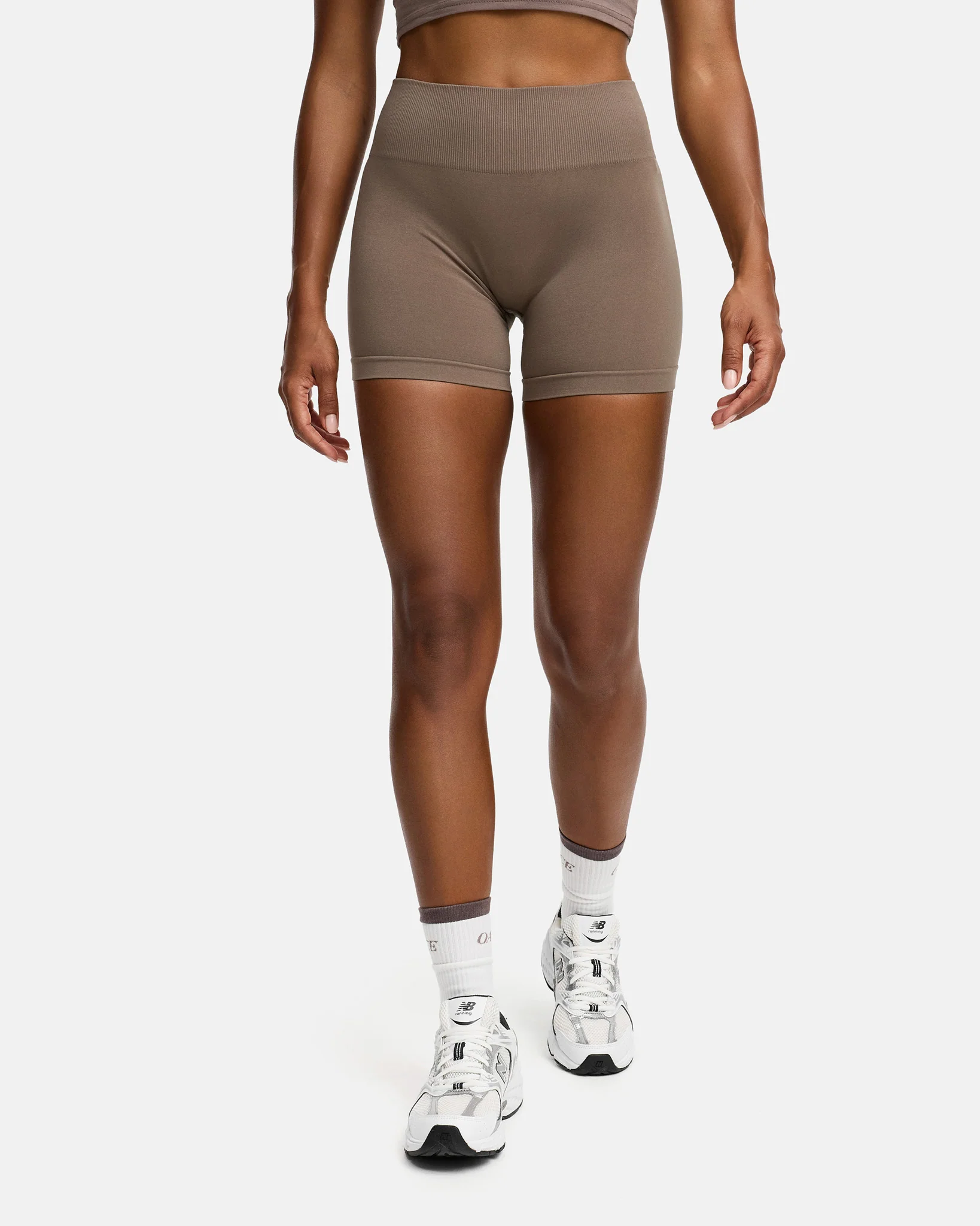 Appearance Contour Seamless Shorts - Image 52