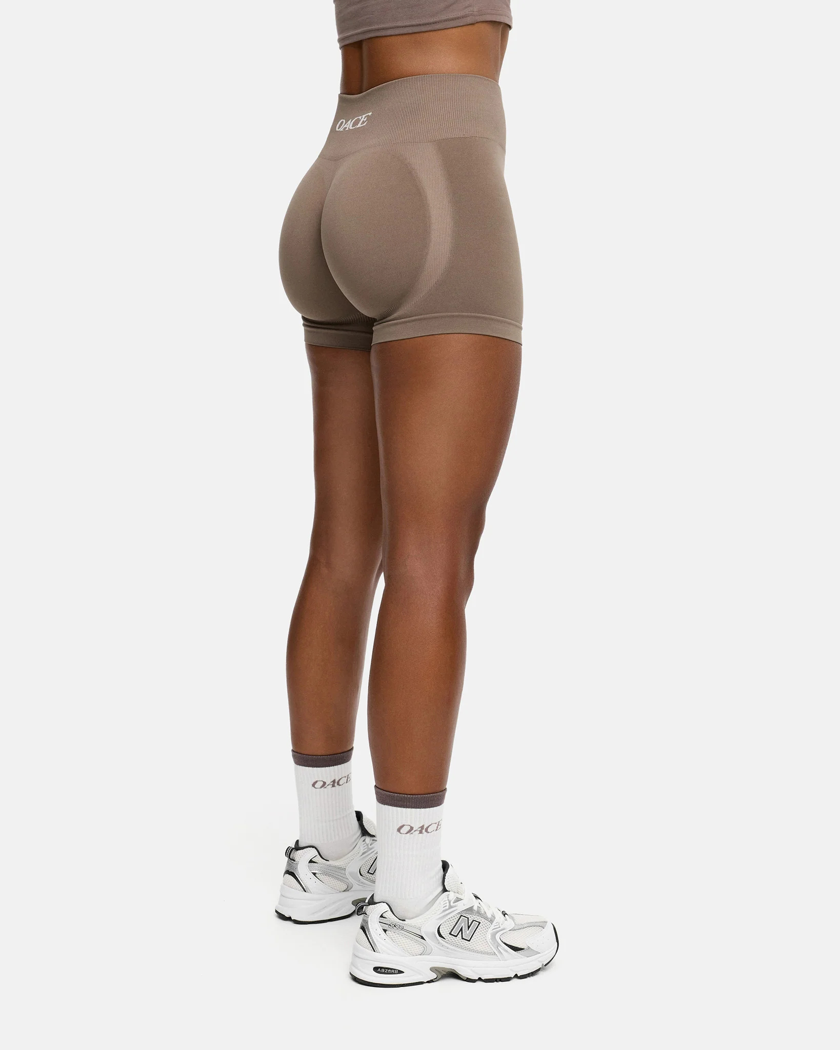 Appearance Contour Seamless Shorts - Image 53