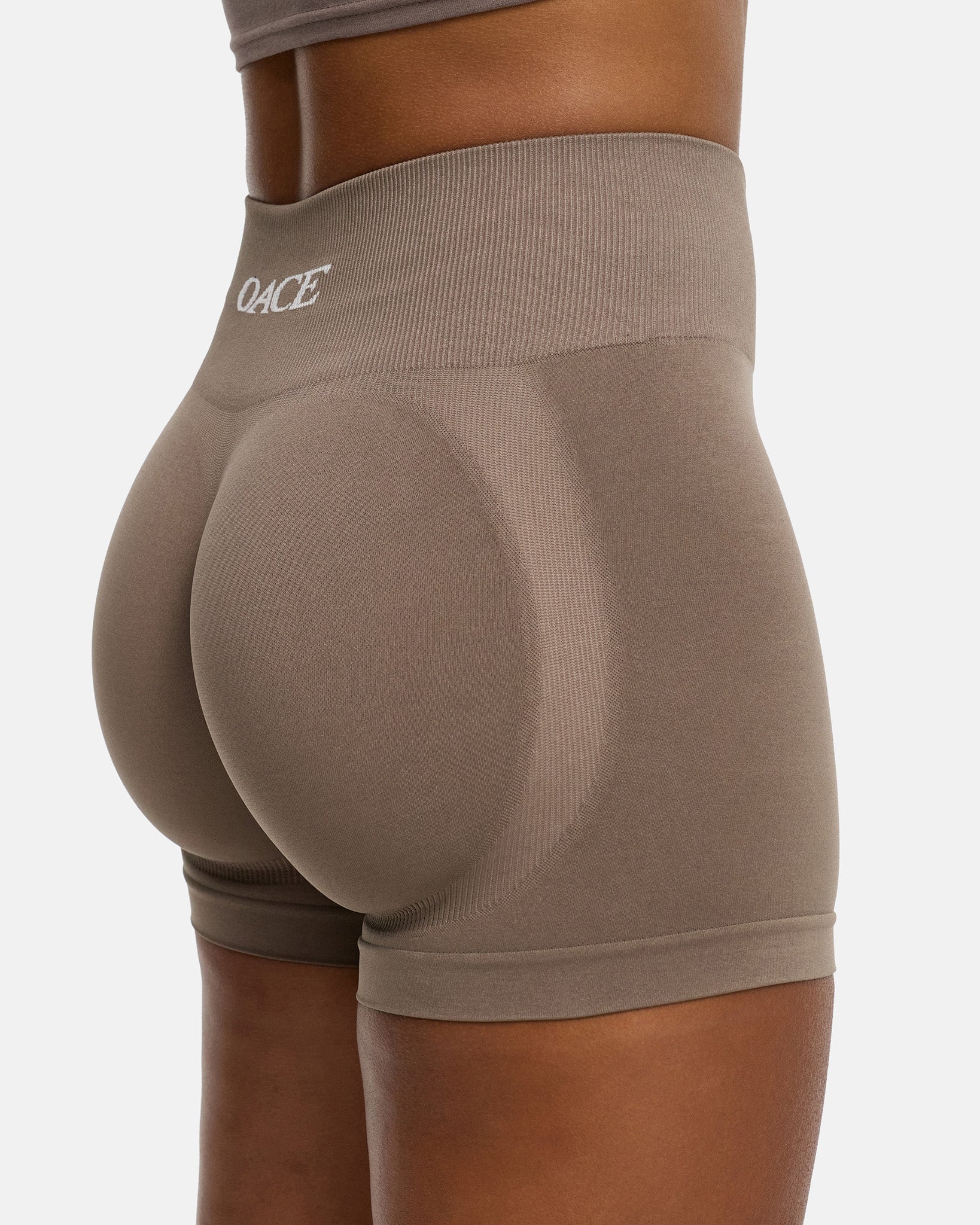 Appearance Contour Seamless Shorts - Image 54