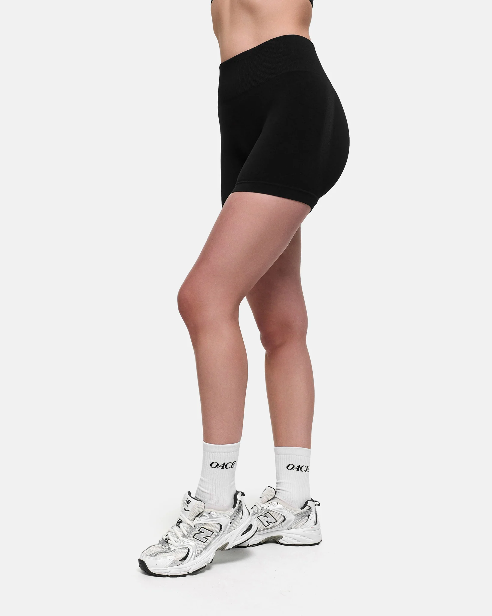 Appearance Contour Seamless Shorts - Image 8
