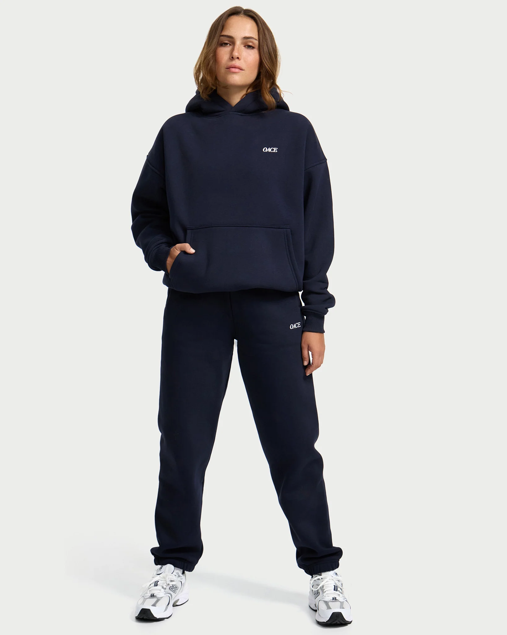 Basic Hoodie Women - Image 24