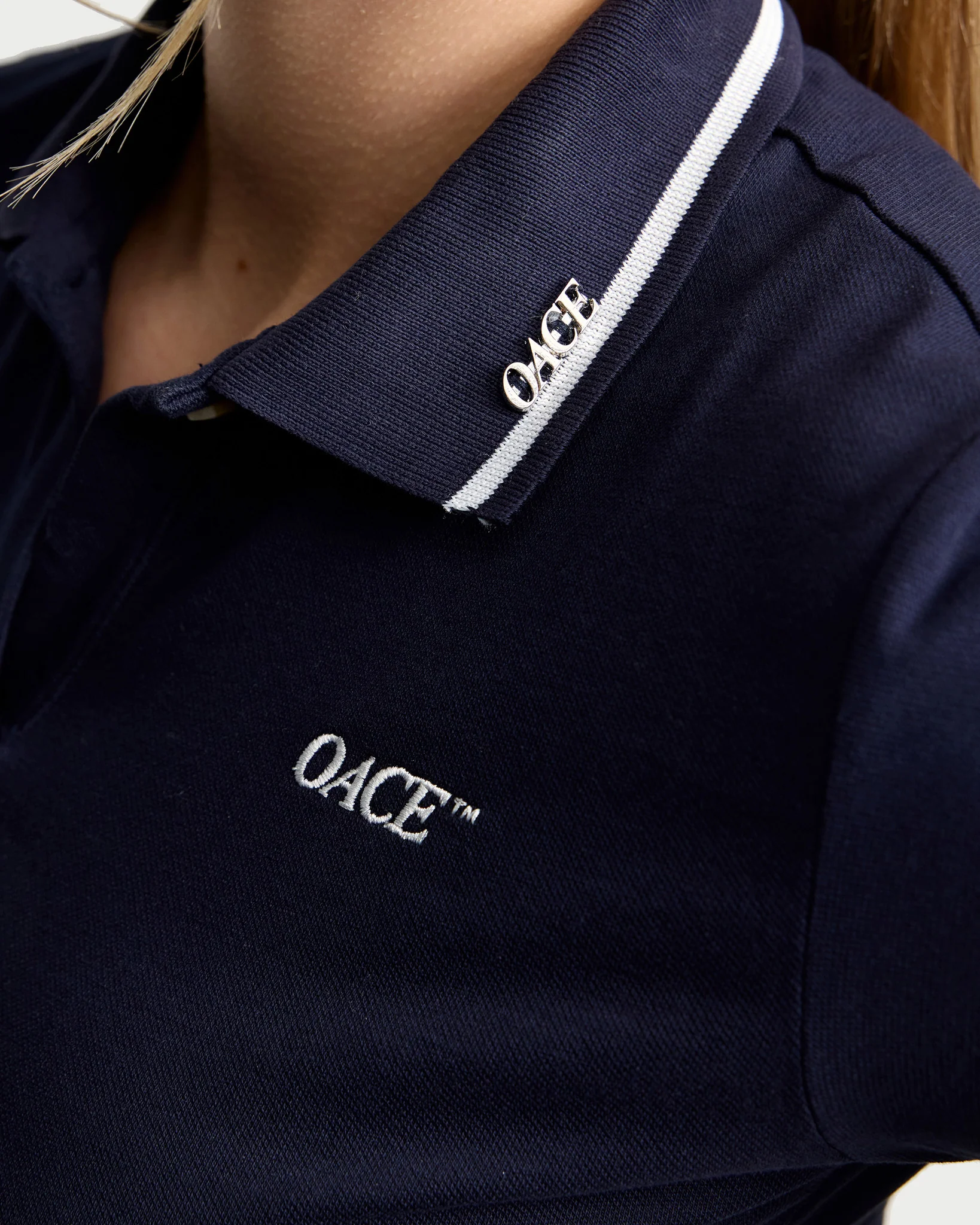 Bon Vivant Cropped Poloshirt - Image 5