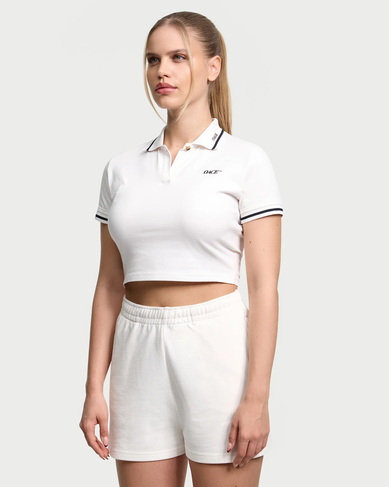 Bon Vivant Cropped Poloshirt - Image 7