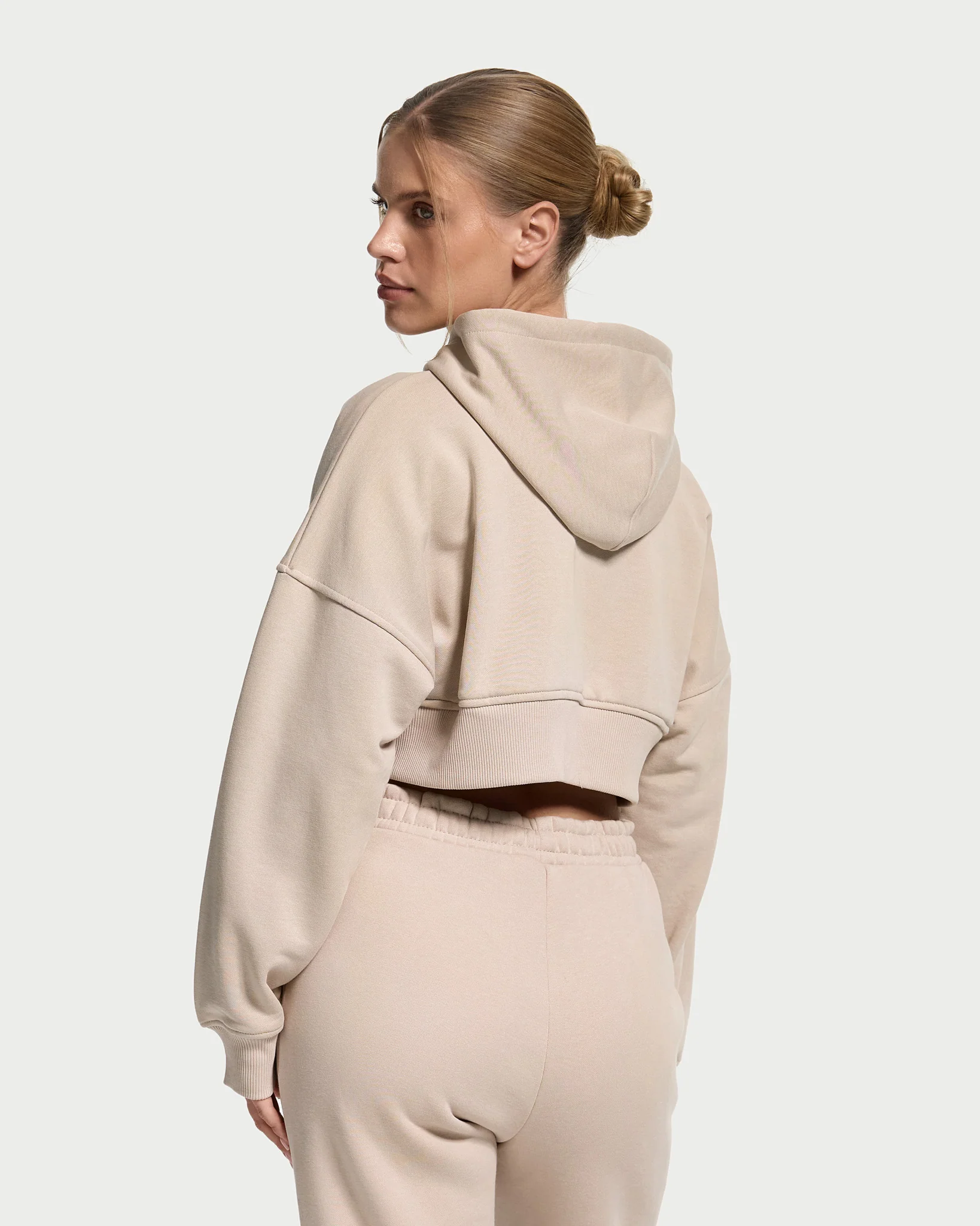 Calm Cropped Zip Jacket - Image 23