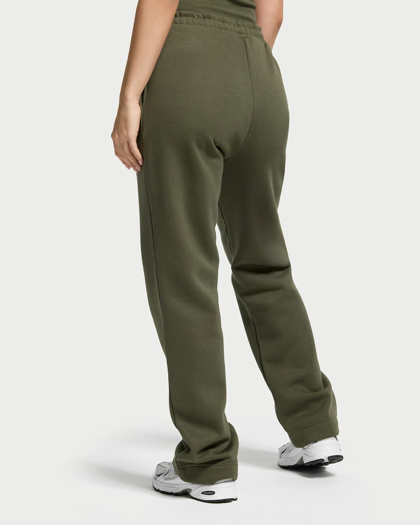 Calm Wide Leg Jogger - Image 40