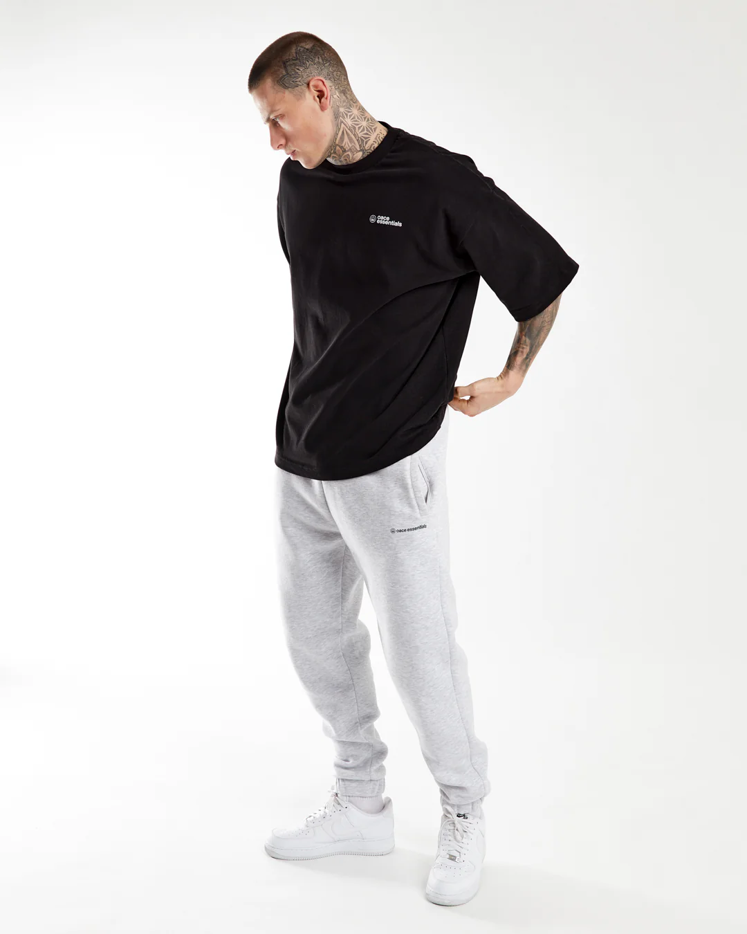 essentials Oversized T-Shirt V2 - Image 3