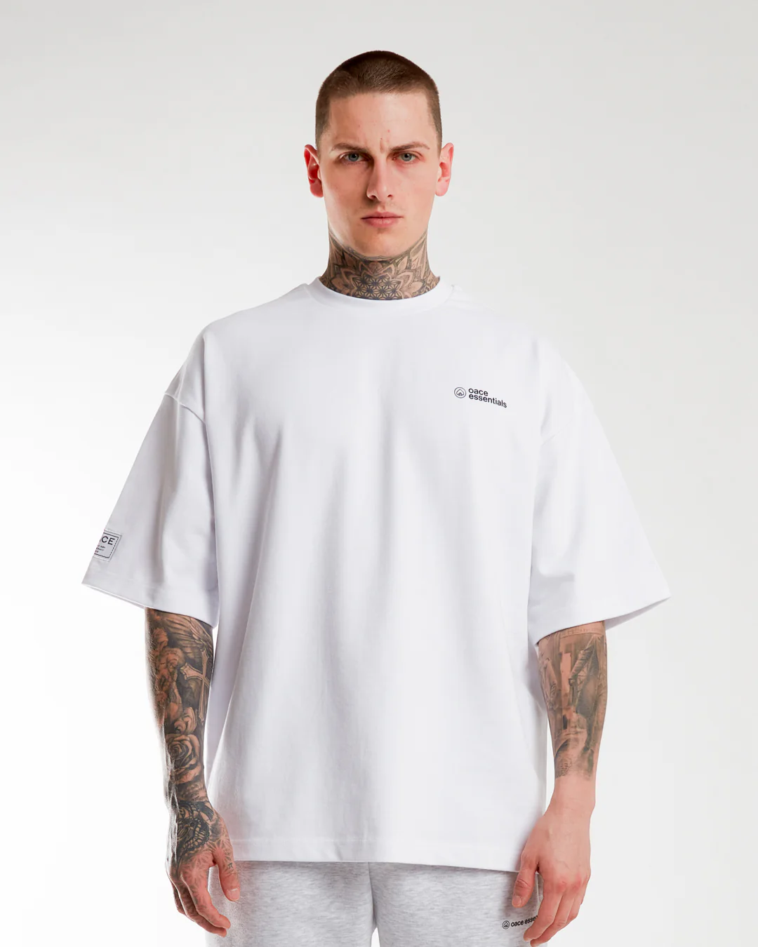 essentials Oversized T-Shirt V2 - Image 5