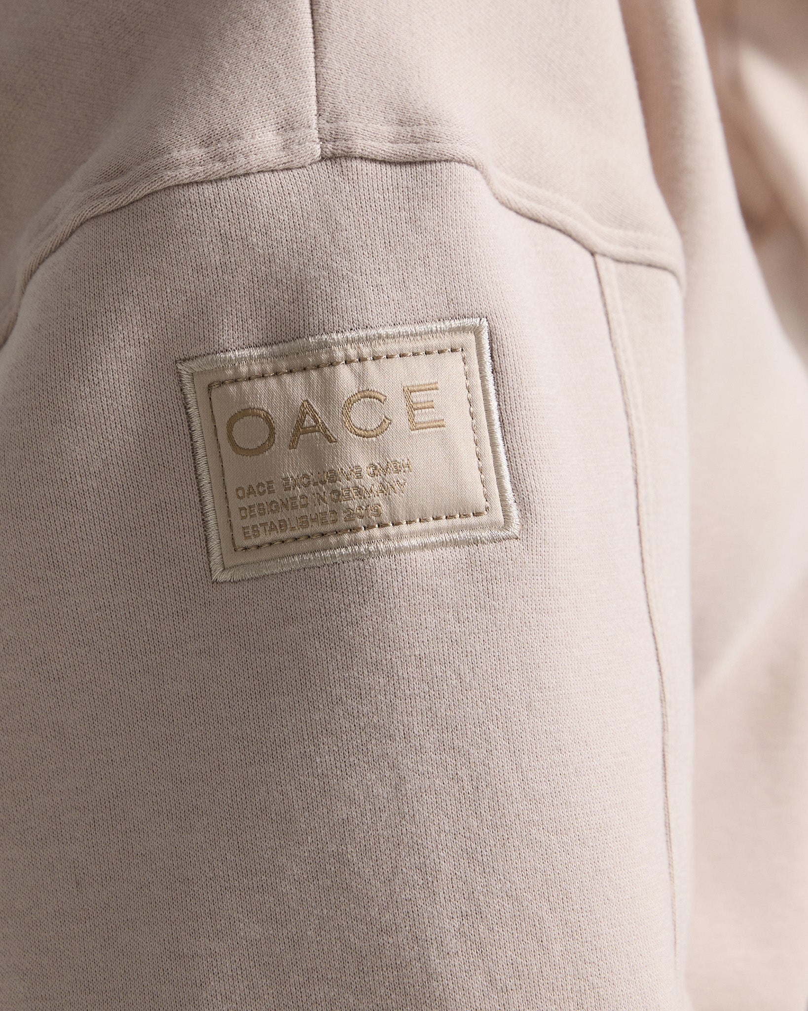 essentials Oversized Zip Jacket Women - Image 6