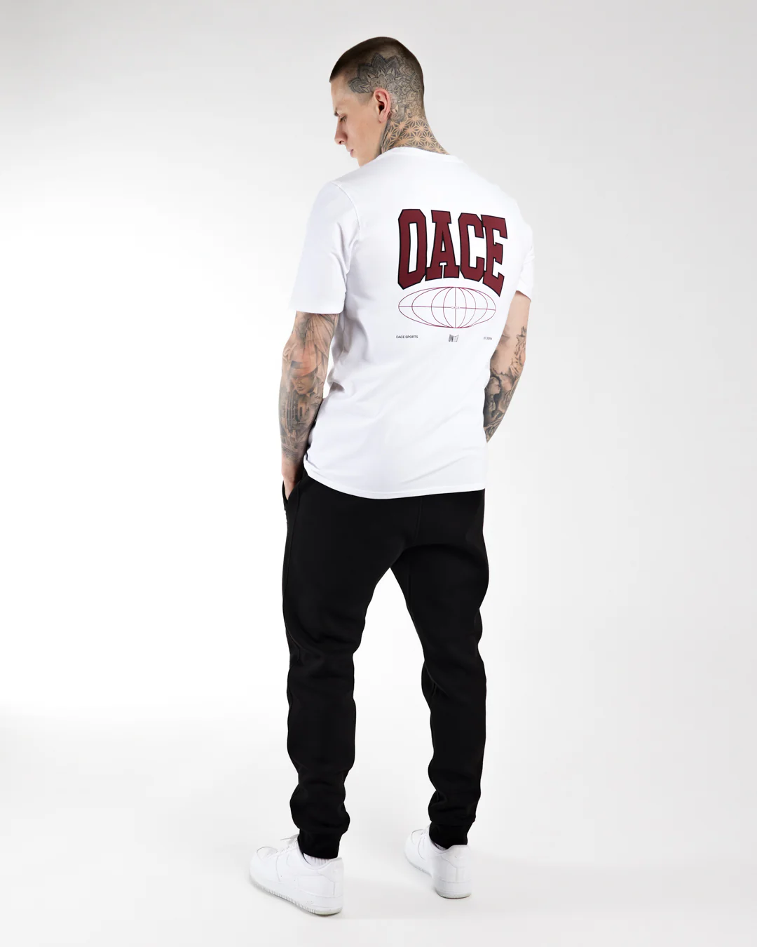 United T-Shirt Men - Image 29