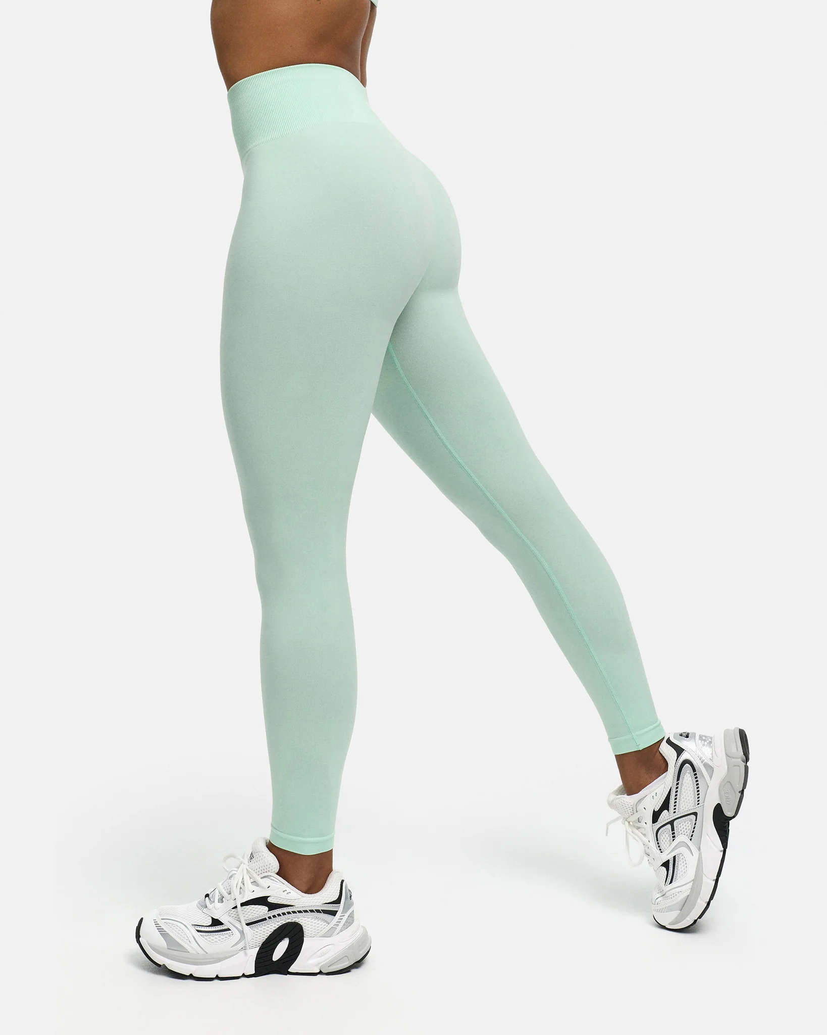Scrunch Pro Leggings - Image 7