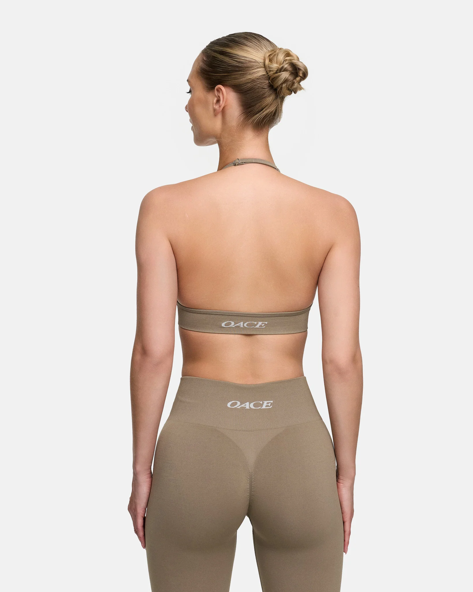 Scrunch Pro Neckholder Bra - Image 10