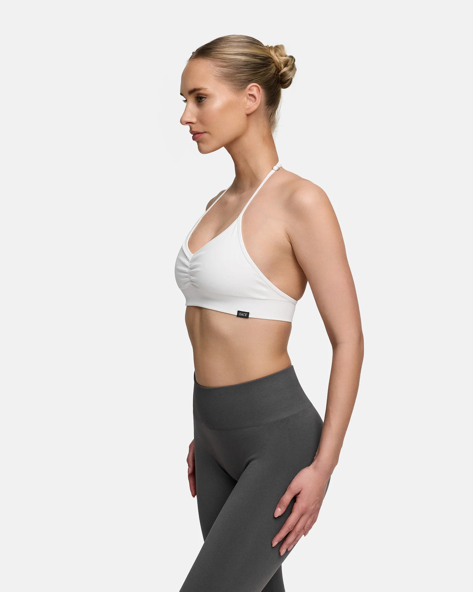 Scrunch Pro Neckholder Bra - Image 16