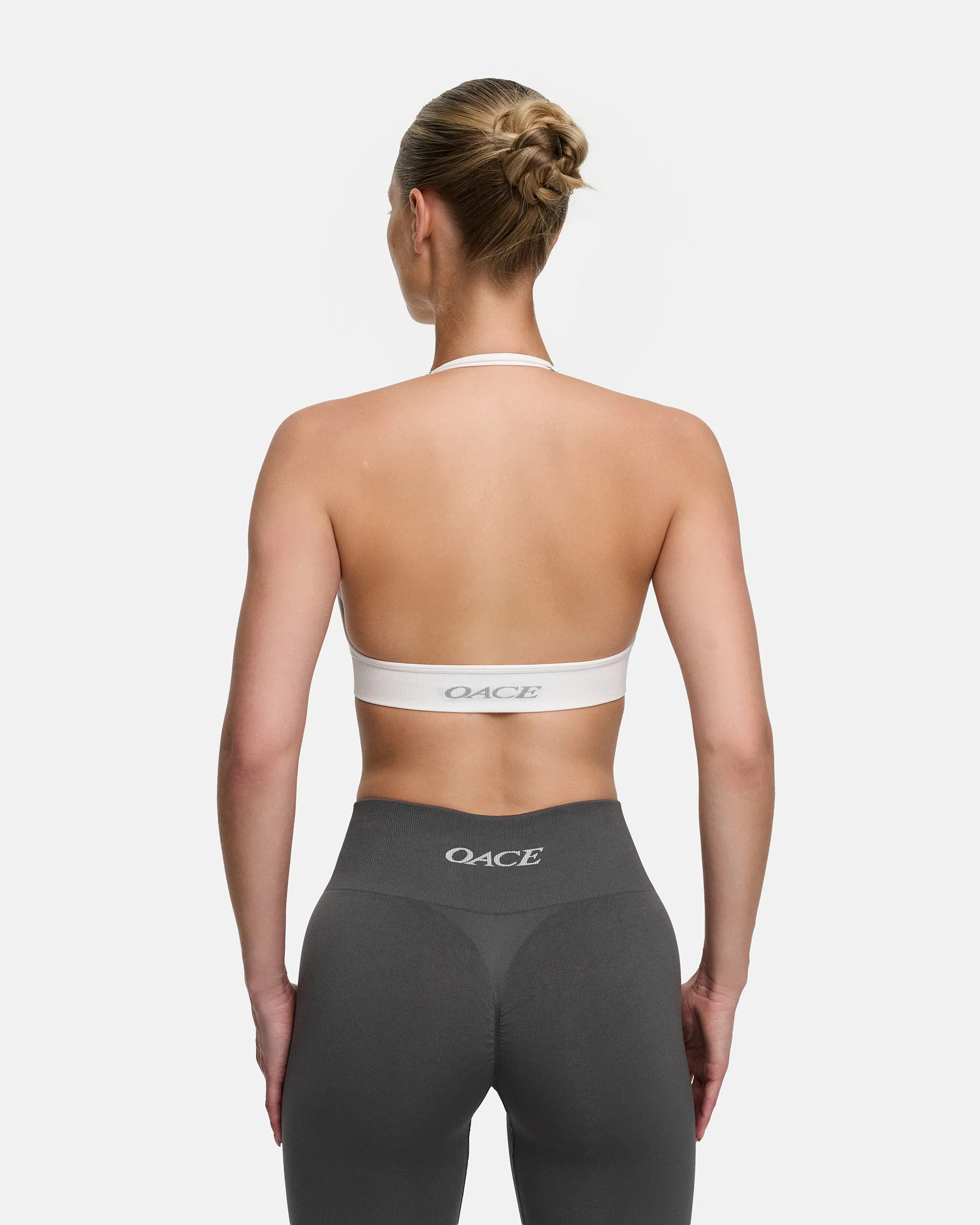Scrunch Pro Neckholder Bra - Image 17