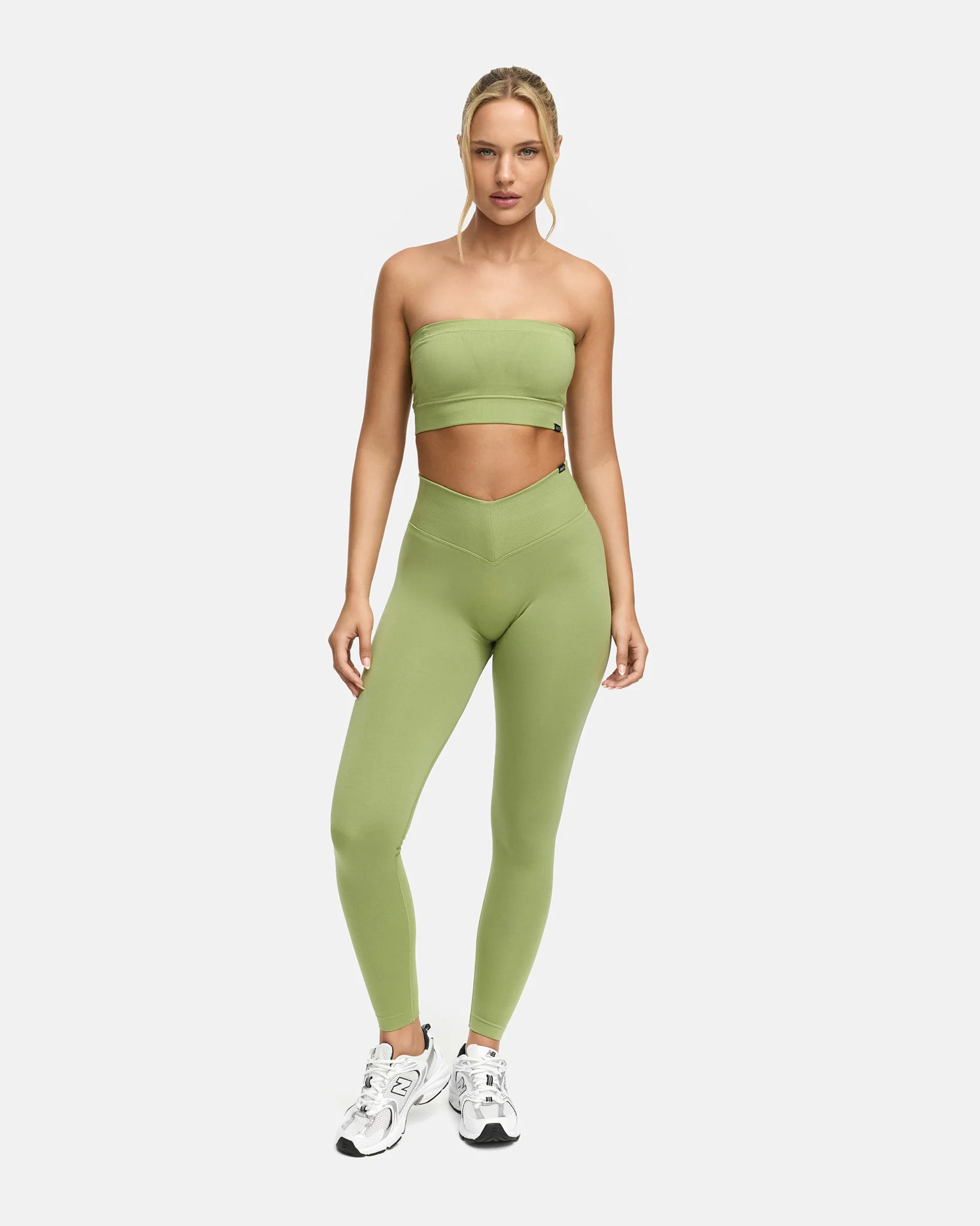 Toned V-Shape Leggings - Image 12