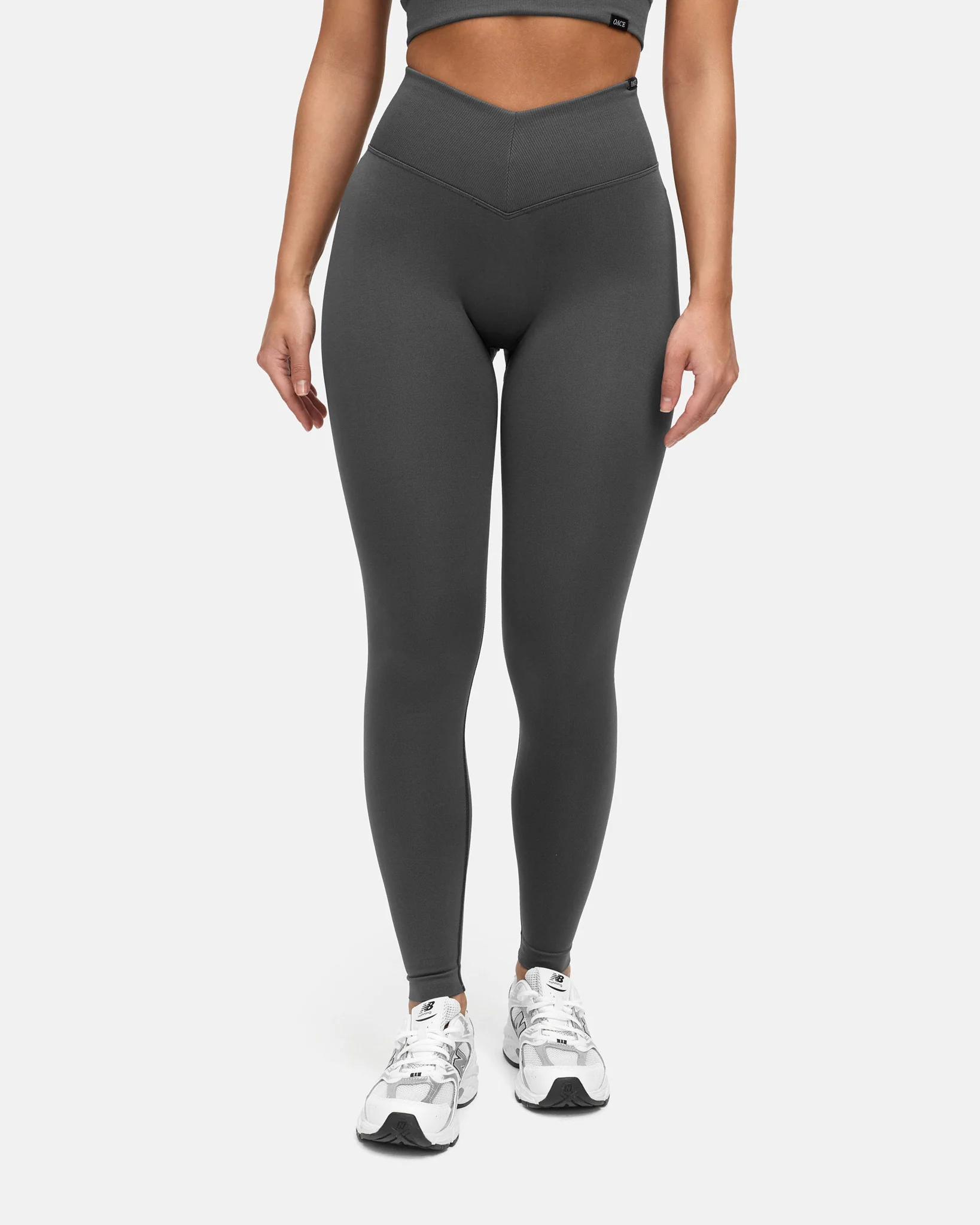 Toned V-Shape Leggings - Image 19