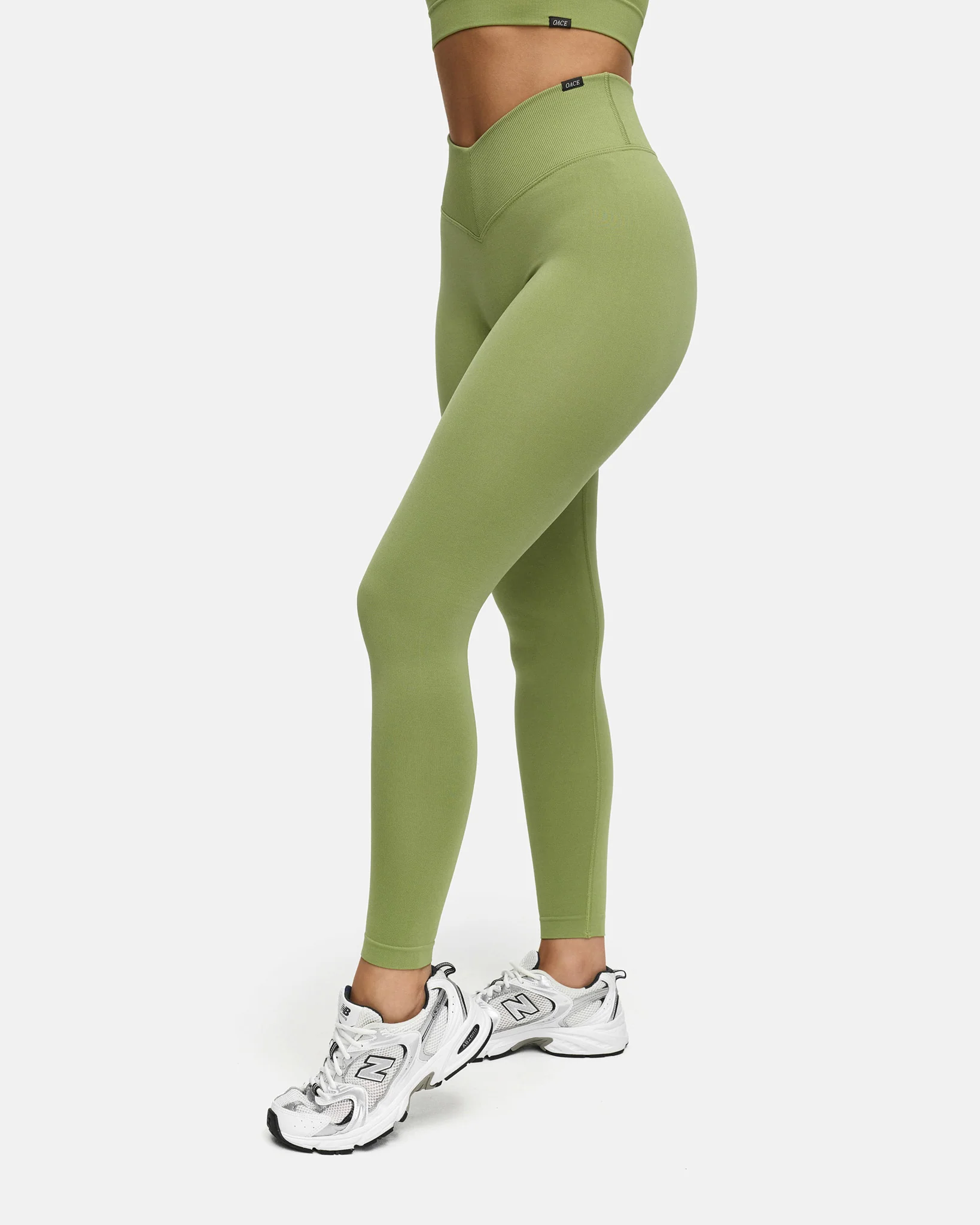 Toned V-Shape Leggings - Image 8