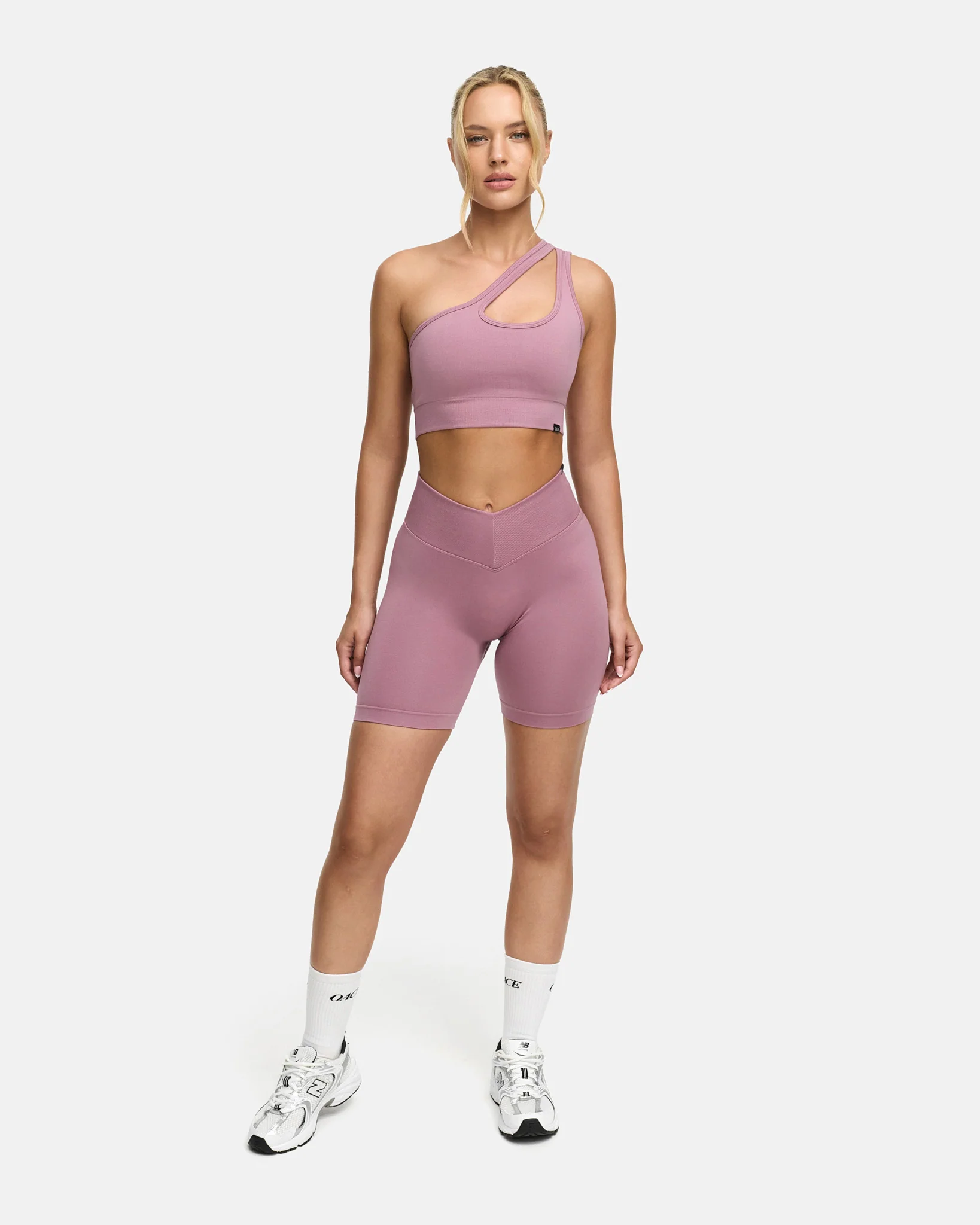 Toned V-Shape Shorts - Image 18
